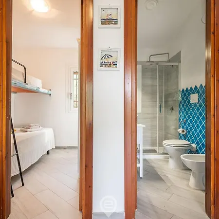 Pinus Village Coastal Hideway בית נופש *