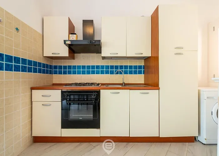 Pinus Village Coastal Hideway 度假居