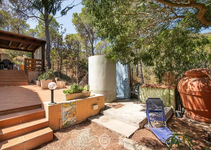 Pinus Village Coastal Hideway *